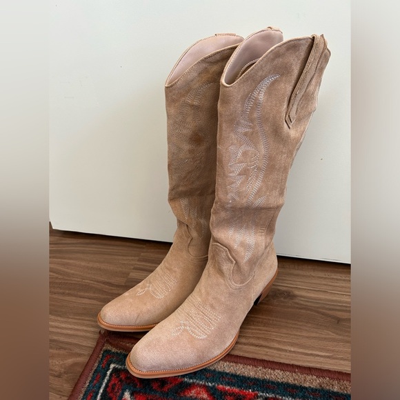Cowboy Boots - Faux Suede - Picture 6 of 6